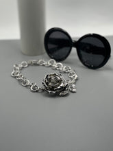 Load image into Gallery viewer, Rosetta Necklace