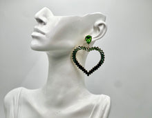 Load image into Gallery viewer, Amour Hearts Earrings