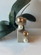 Load image into Gallery viewer, Sunshine Pearls Drops
