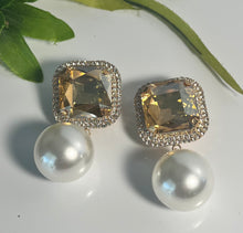 Load image into Gallery viewer, Sunshine Pearls Drops
