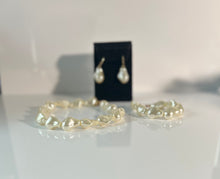 Load image into Gallery viewer, Baroque Pearl Necklace Set
