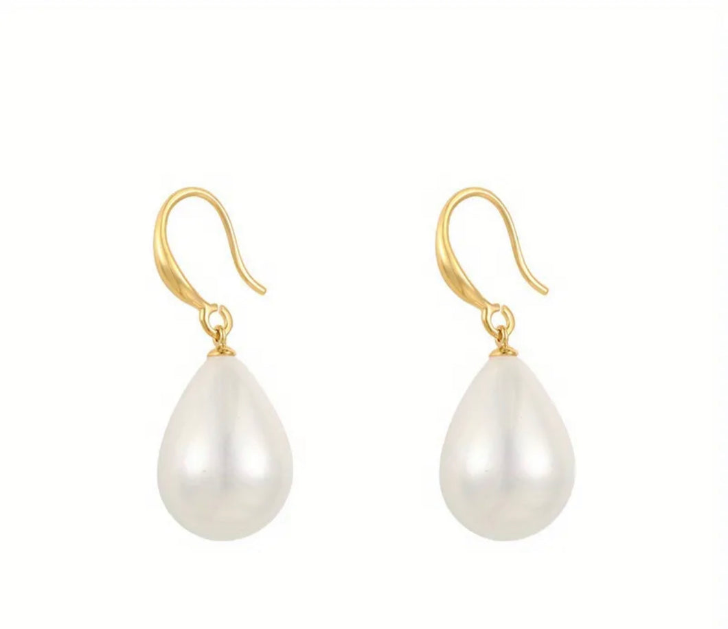 Oblong Pearl Drops