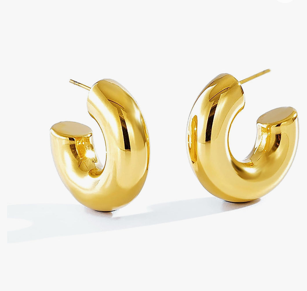 Sora Hoop Earrings